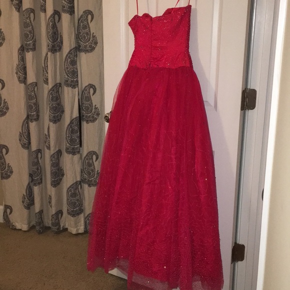 Prom 💃 or Quinceañera - Picture 5 of 5